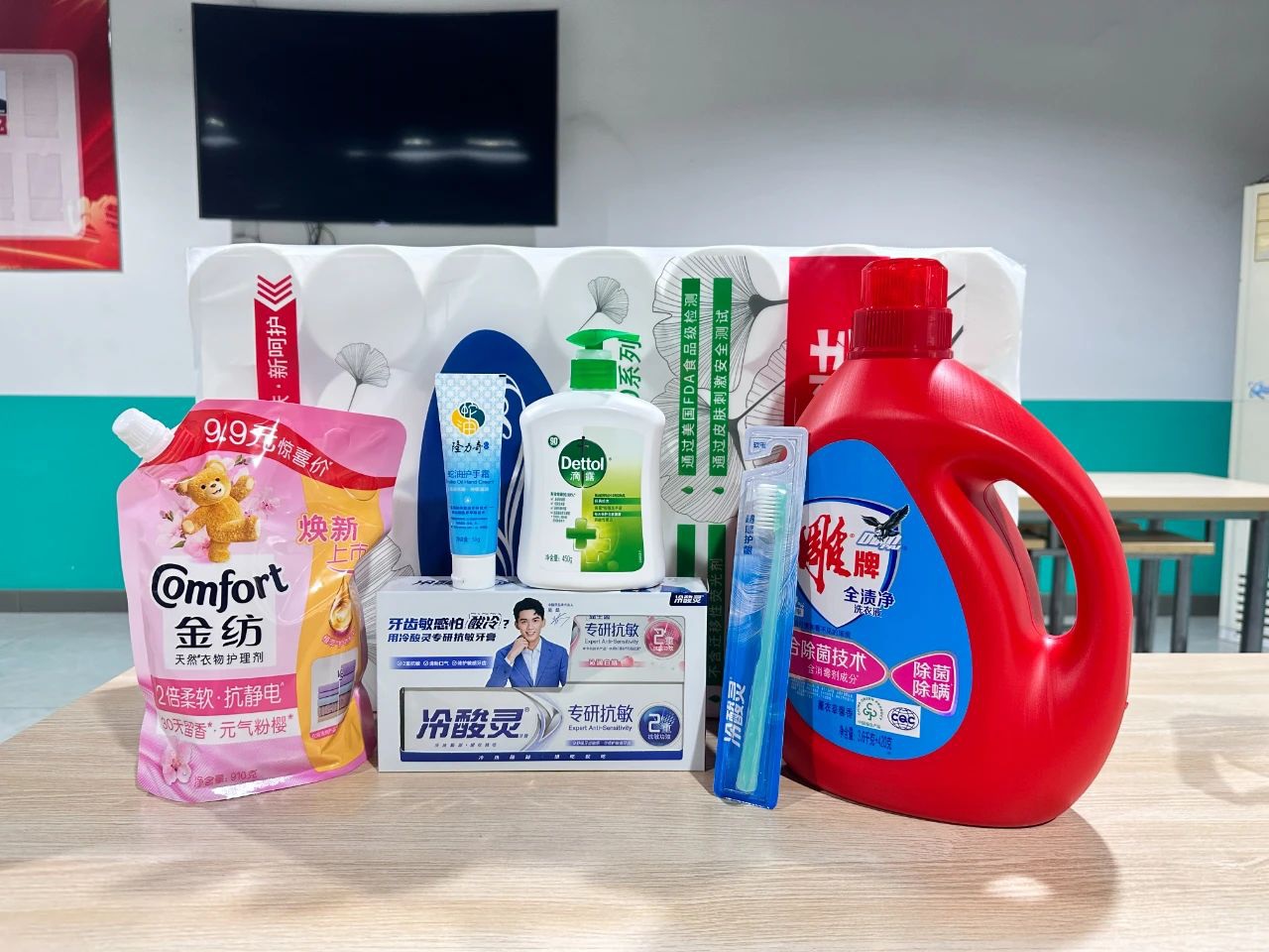 【致敬芳華 感恩有你】濃情三八節(jié)，愛意獻(xiàn)給她